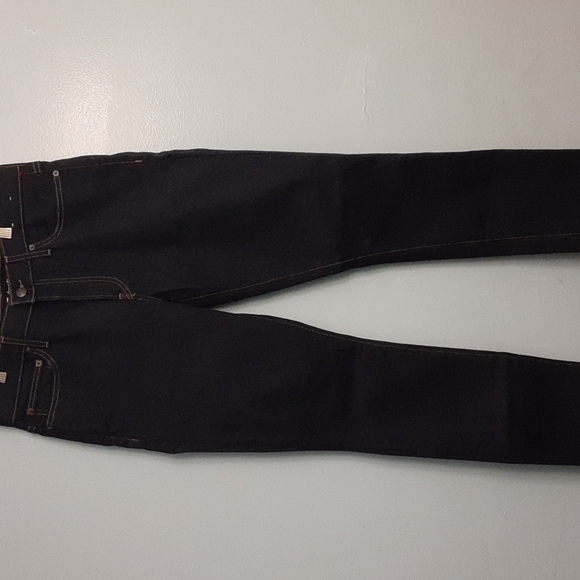 Madewell skinny 33 dark blue jean.